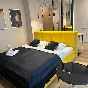 Tauron Arena Apartment With Garage - Krakow Lema